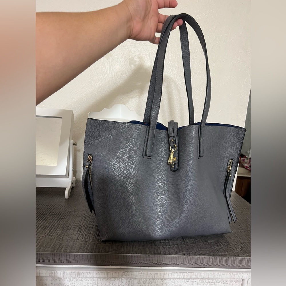Travanti Purse